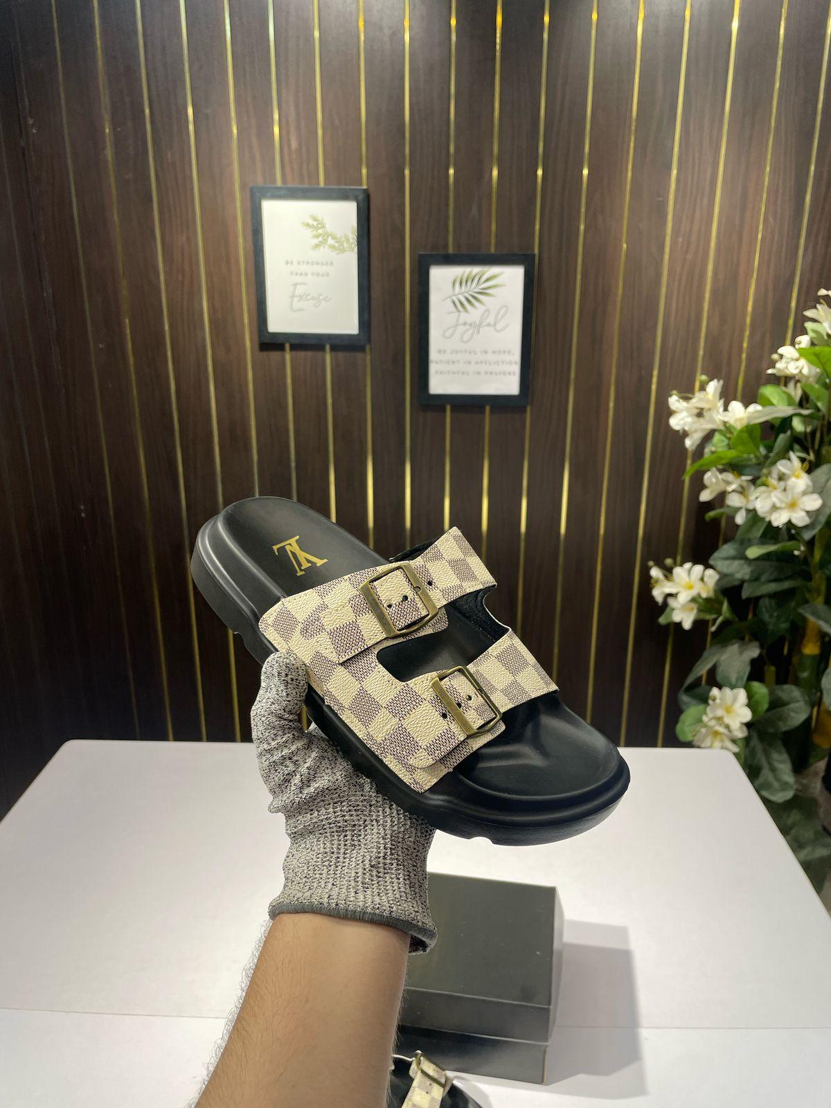 Louis Vuitton Unisex Square Toe Slides