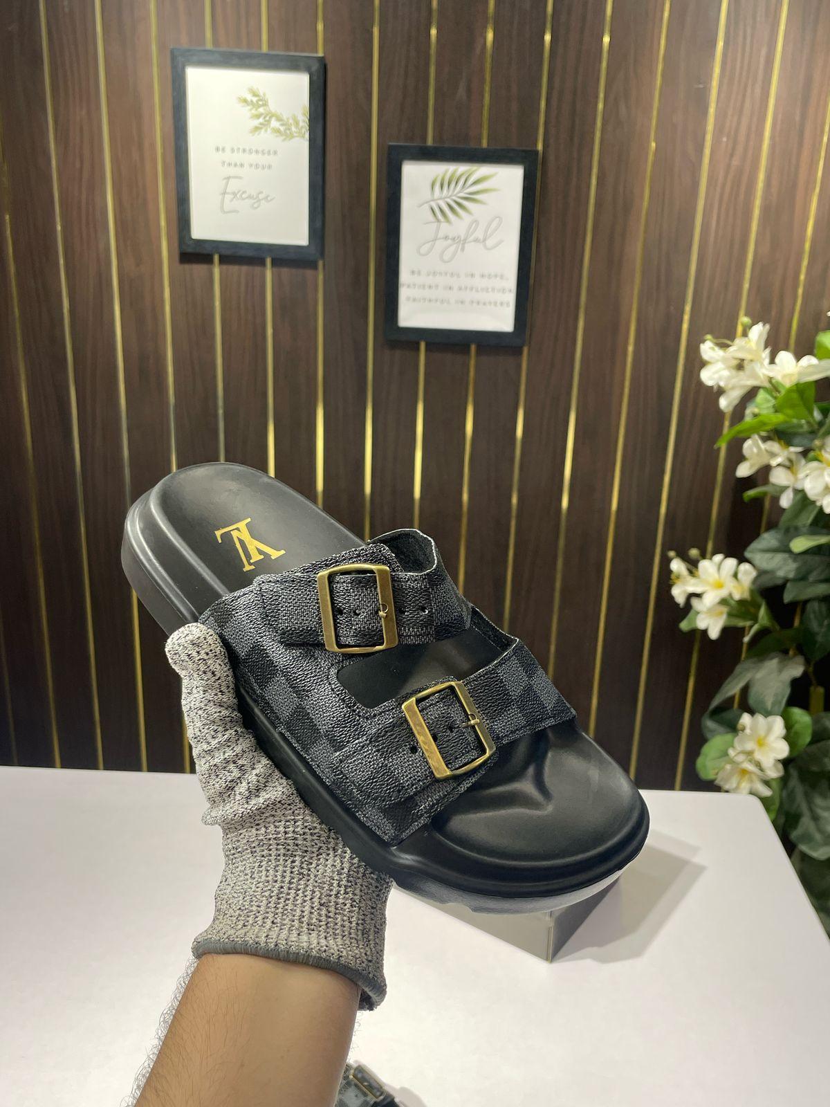 Louis Vuitton Unisex Square Toe Slides